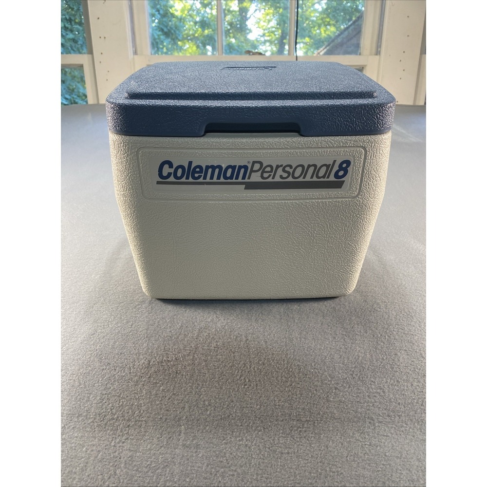 Vintage Coleman Personal 8 Cooler Blue Beige 5272 Retro Ice Chest USA Outdoor